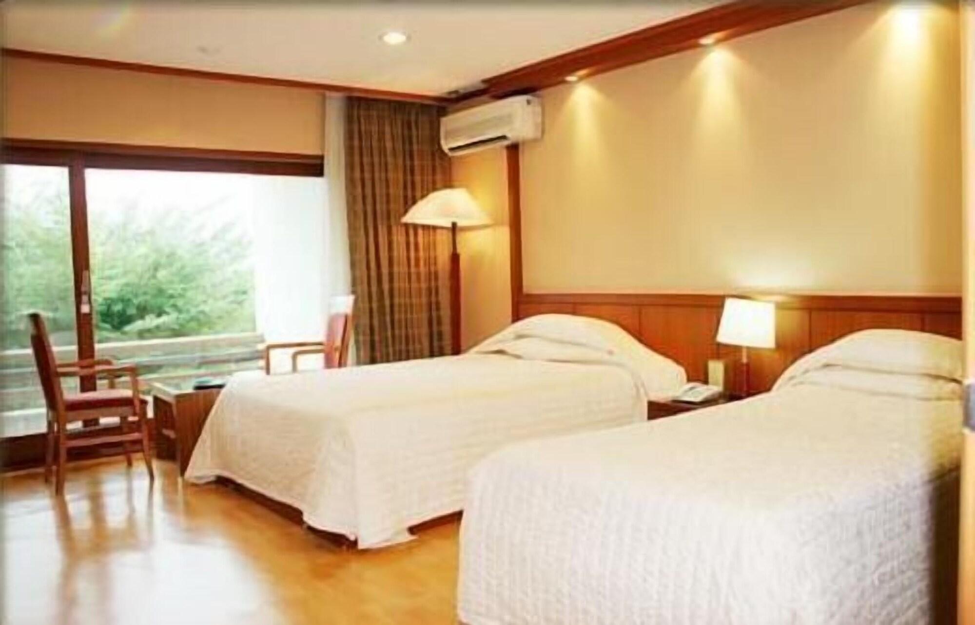 Suanbo Park Hotel Chungju Zewnętrze zdjęcie